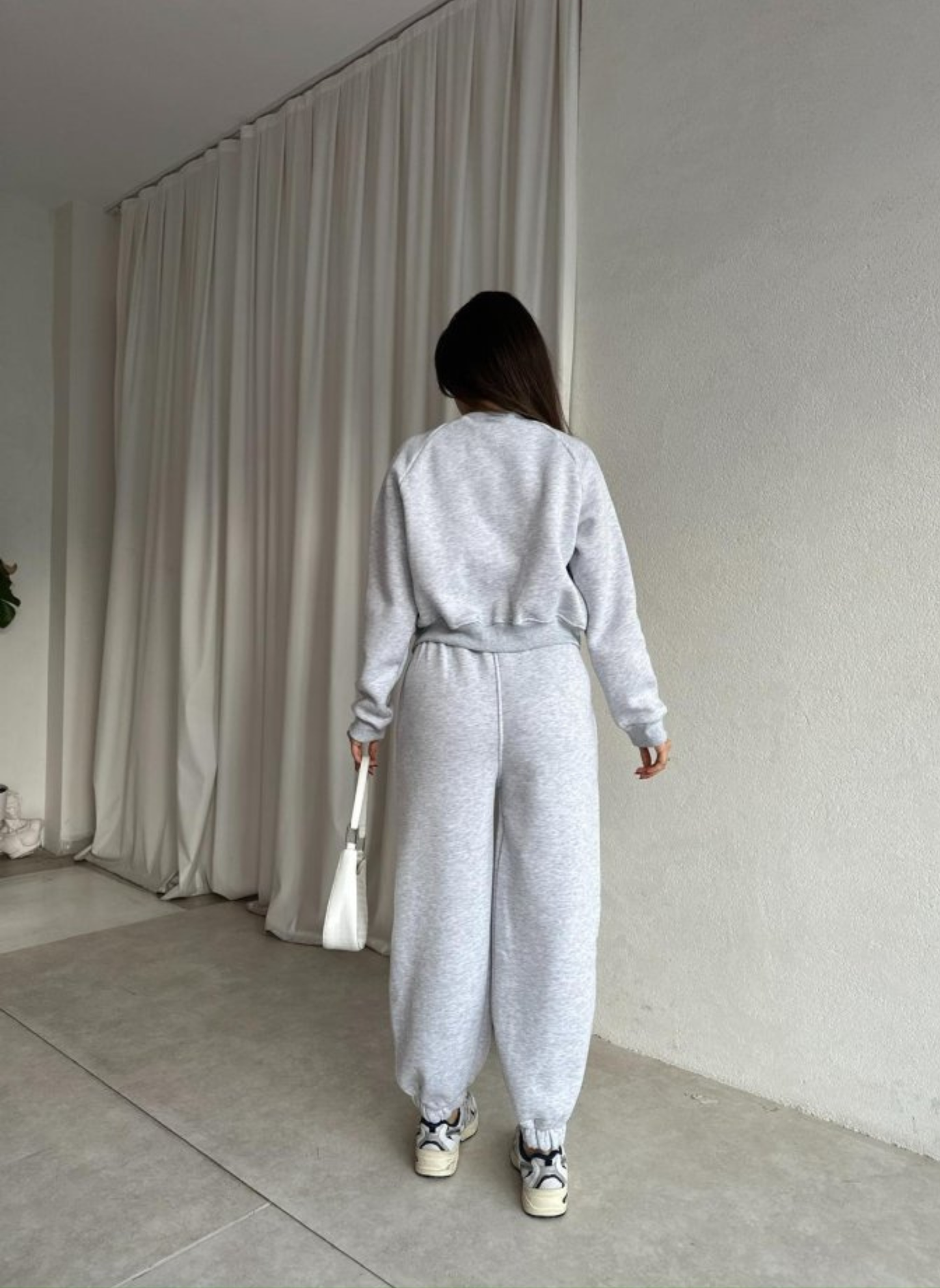 Ensemble sport gris
