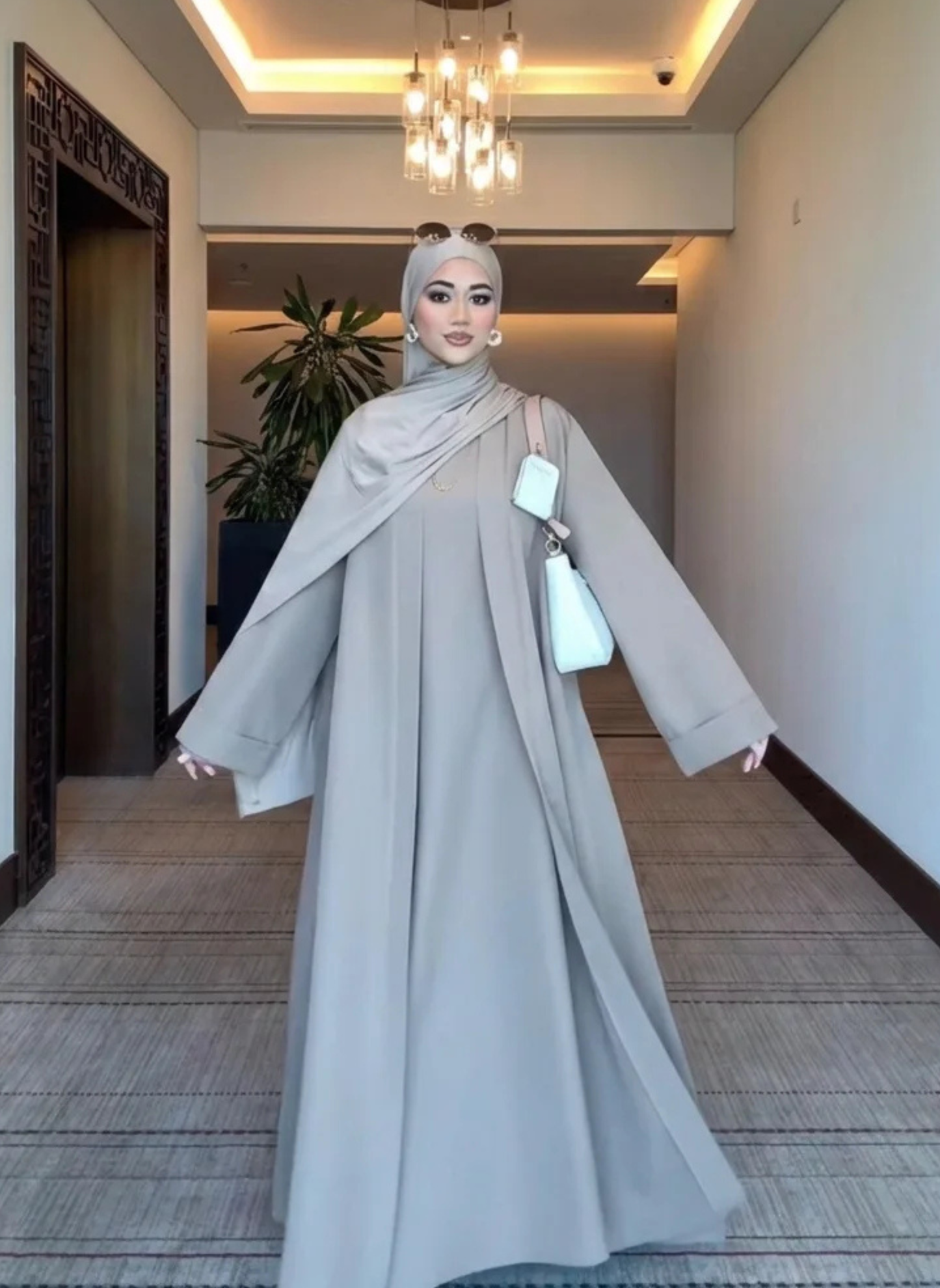 Abaya Beige